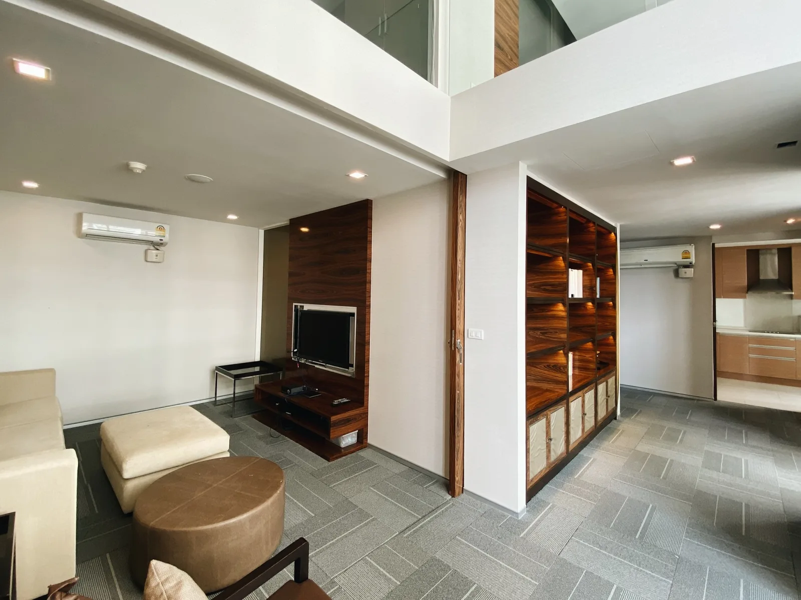 The Emporio Place — photo 3