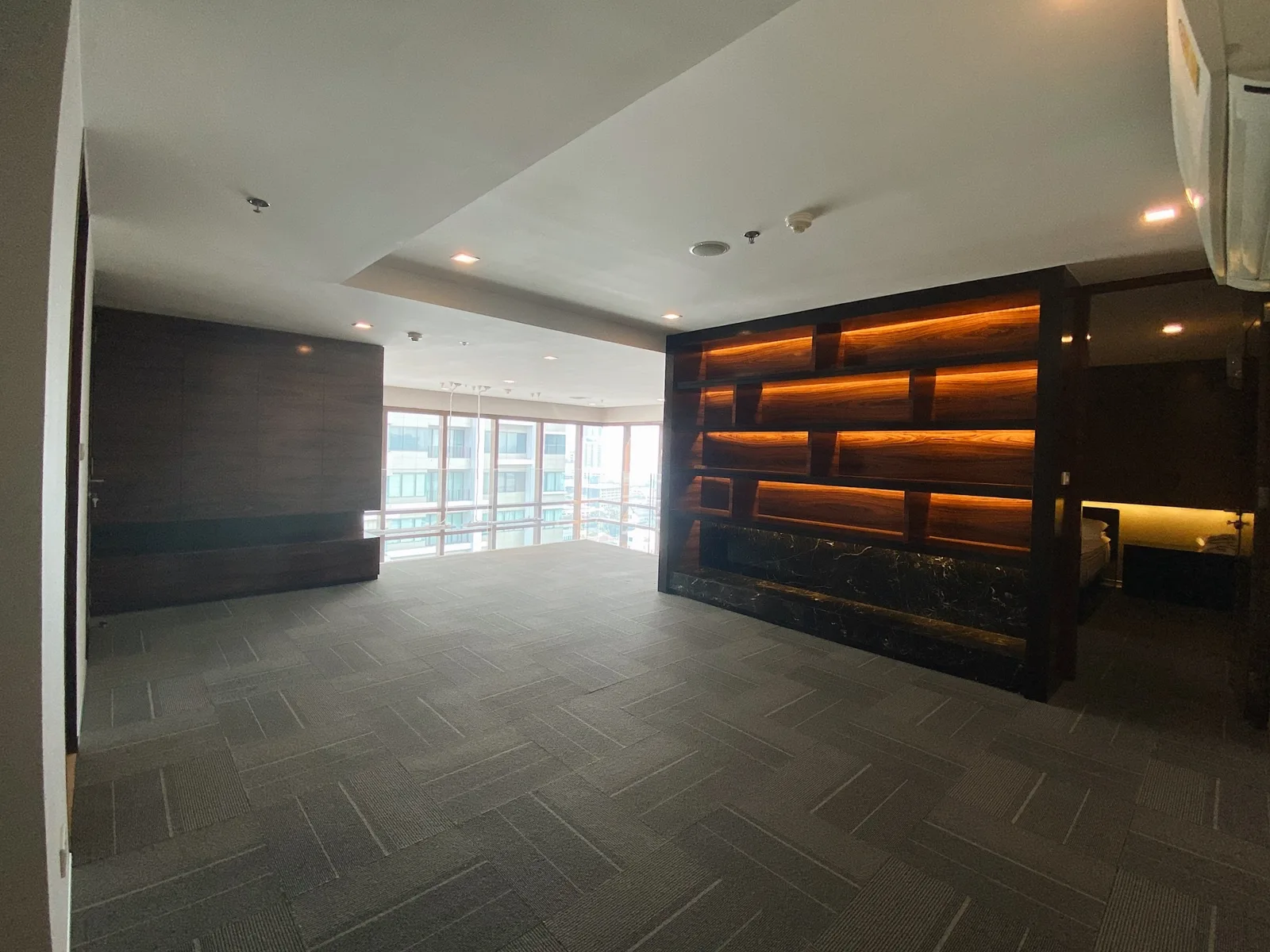 The Emporio Place — photo 7