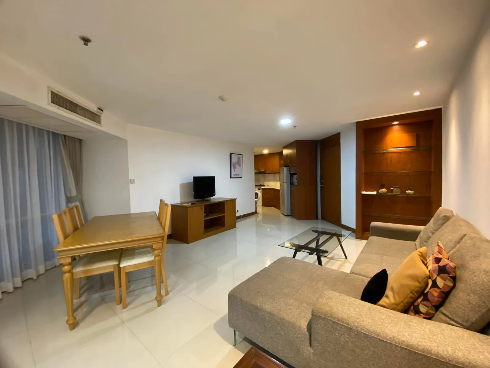 Sukhumvit Suite — photo 2