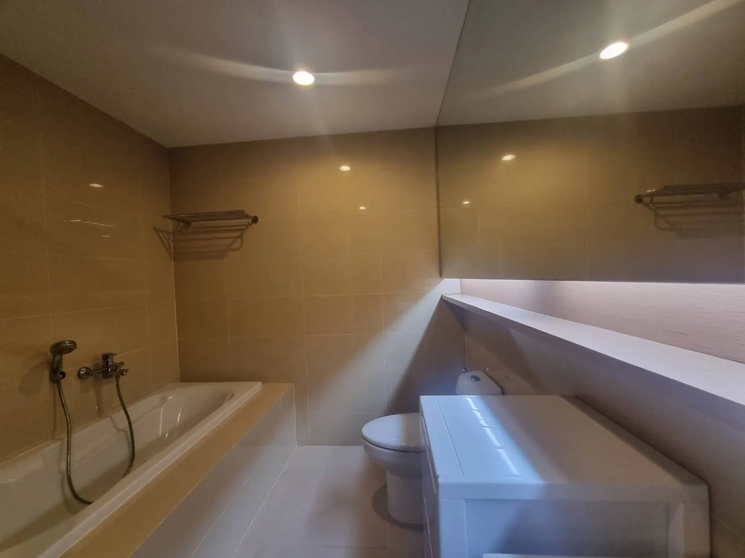 15 Sukhumvit Residences — photo 13