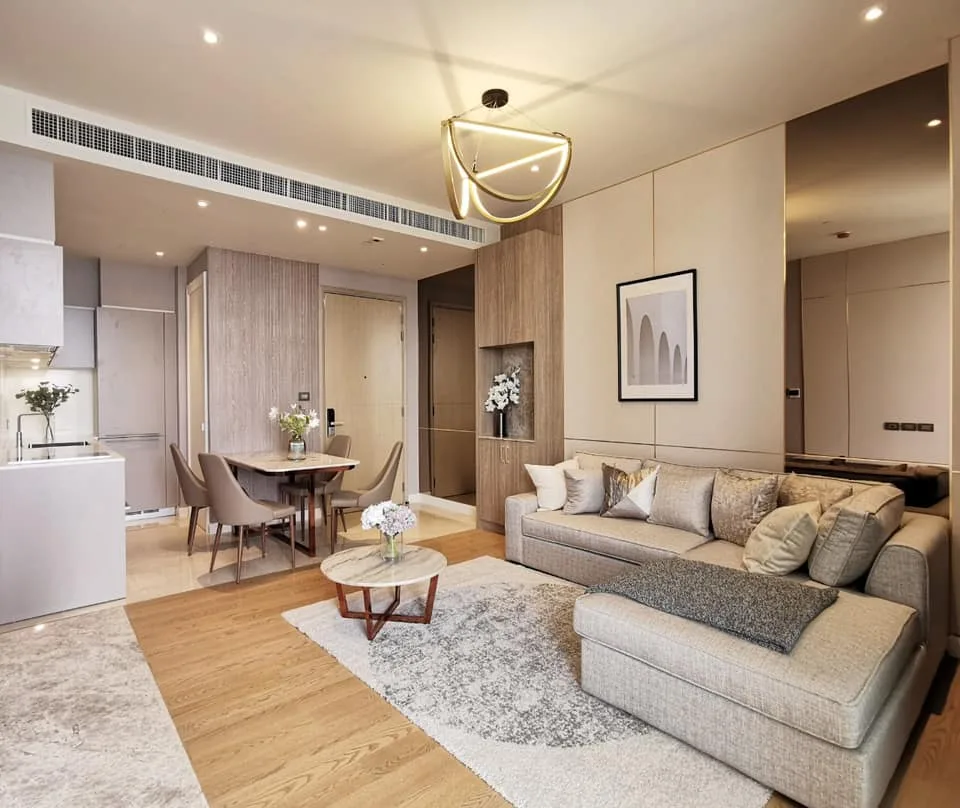 Magnolias Waterfront Residences — photo 1