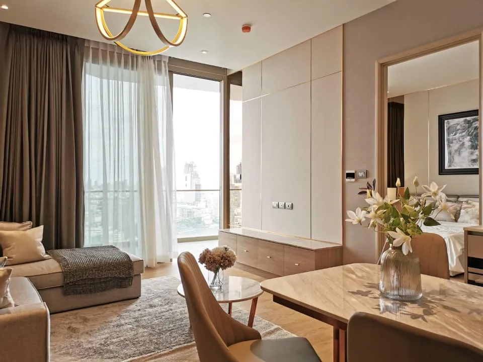 Magnolias Waterfront Residences — photo 2