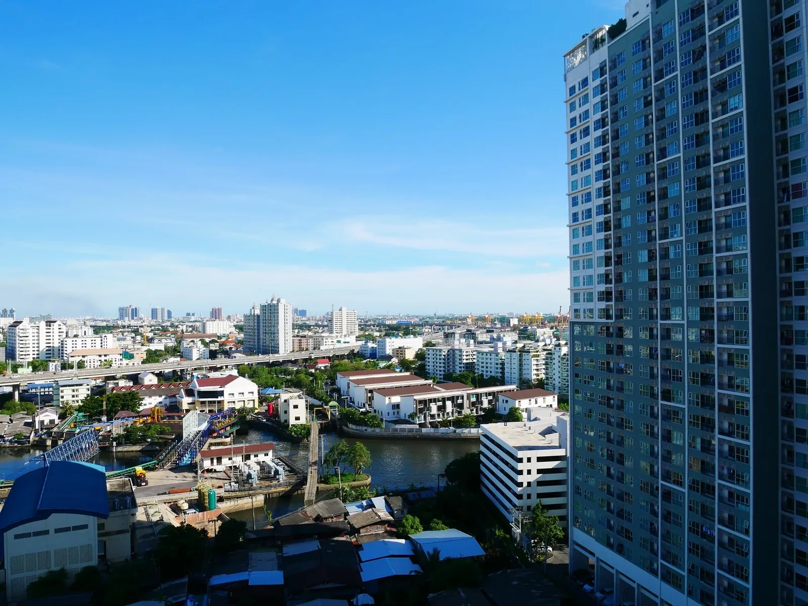 Life Sukhumvit 48 — photo 9