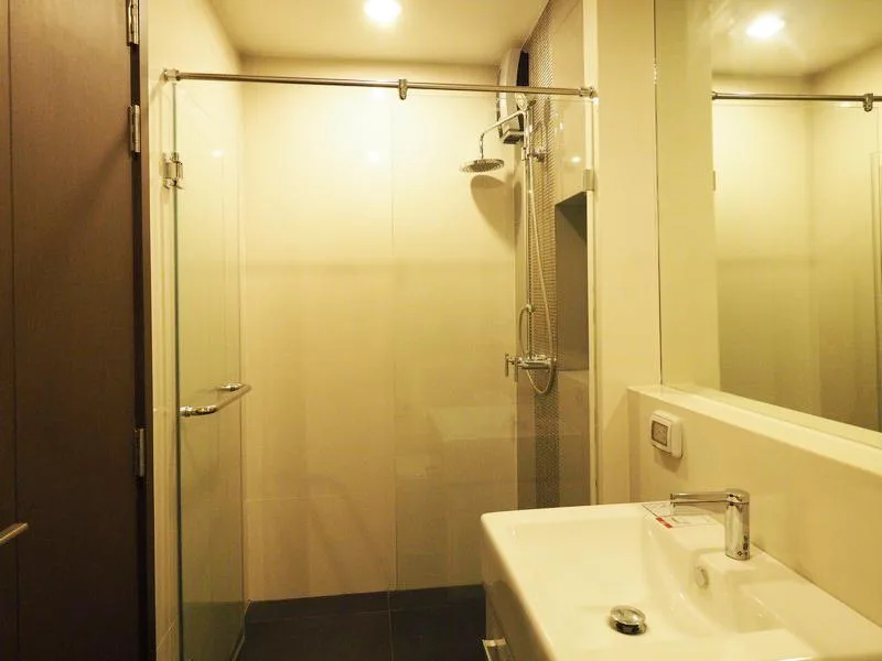 Rhythm Sathorn - Narathiwas — photo 13