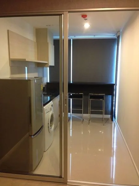 Rhythm Sathorn - Narathiwas — photo 1