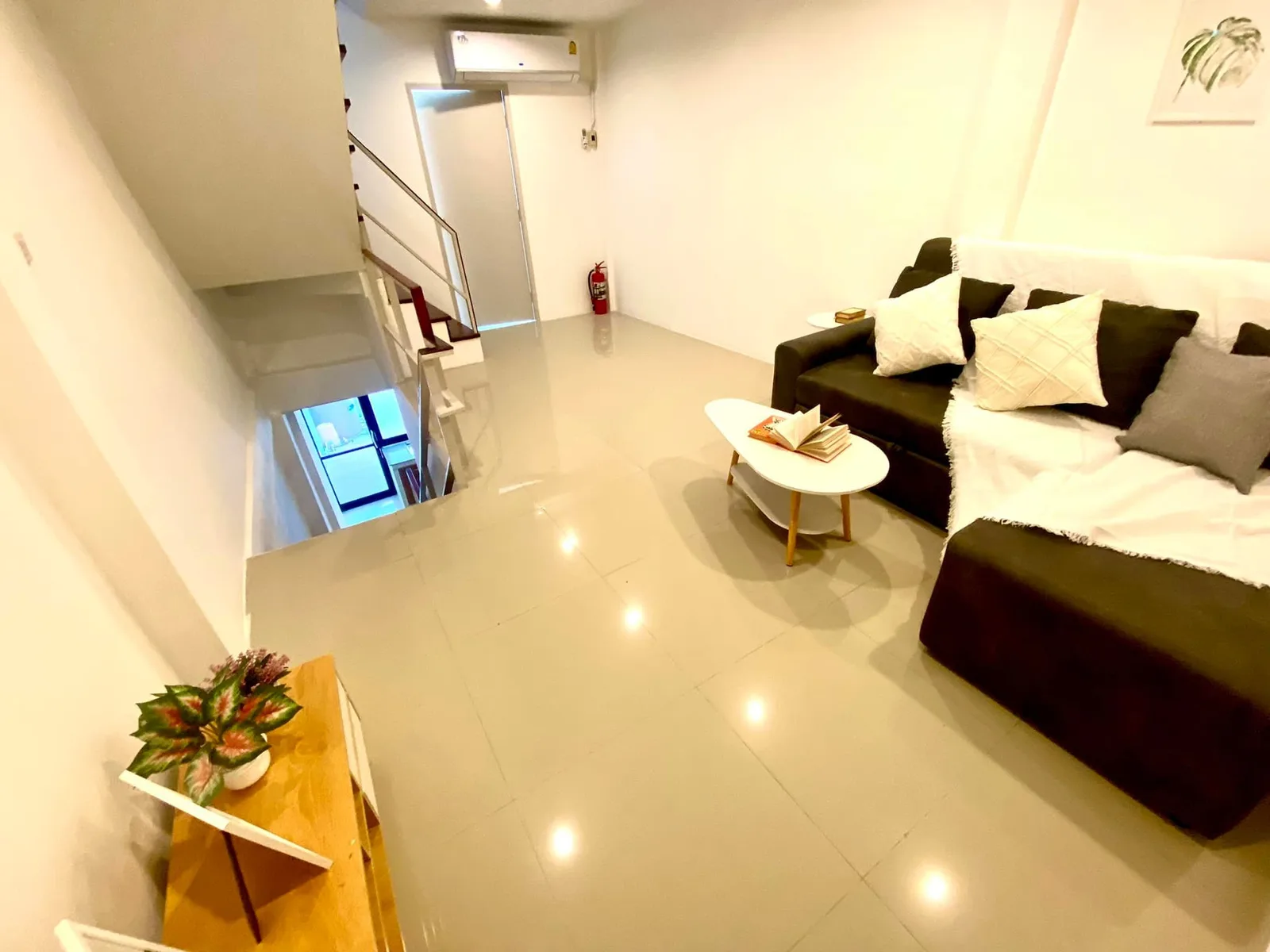 Townhome — photo 2