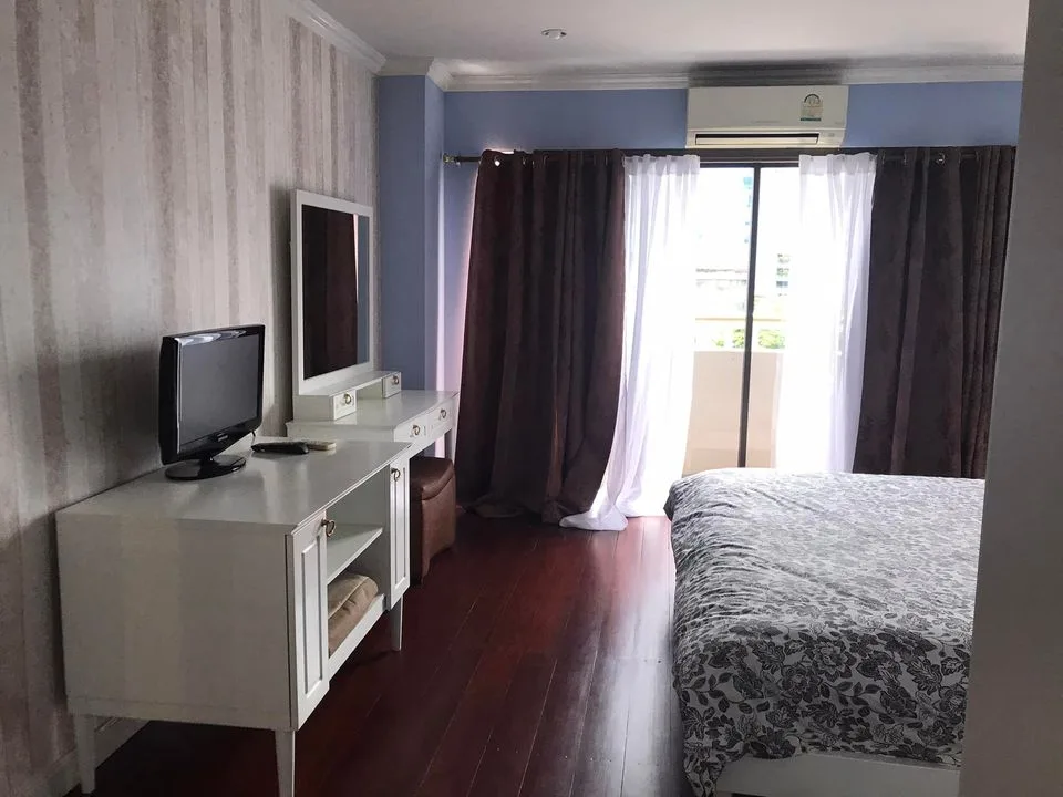 Aree Place Sukhumvit 26 — photo 5