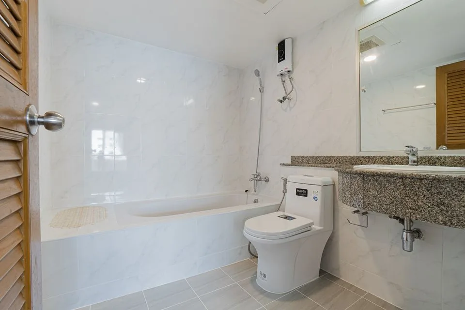 Navin Court — photo 10