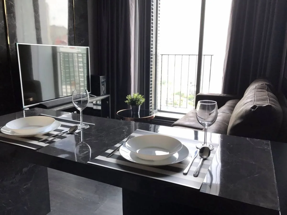 Edge Sukhumvit 23 — photo 3