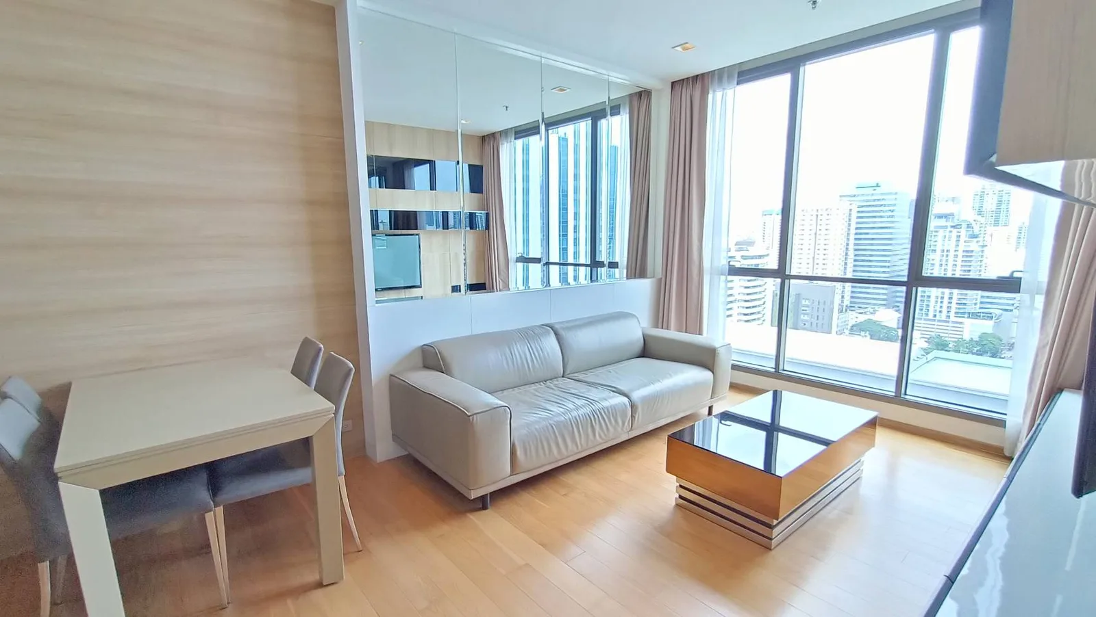 Hyde Sukhumvit 13 — photo 2