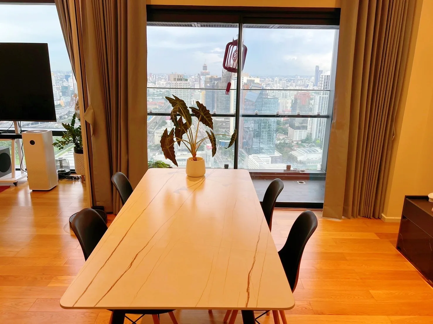 Circle Living Prototype — photo 4