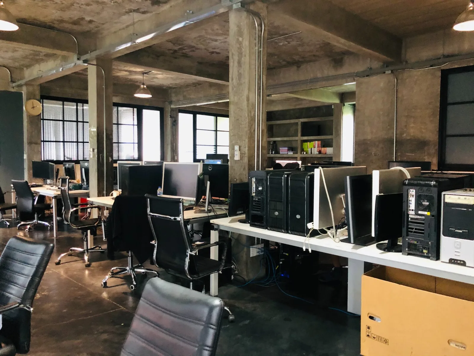 Office Soi Ratchadaphisek 3 — photo 4