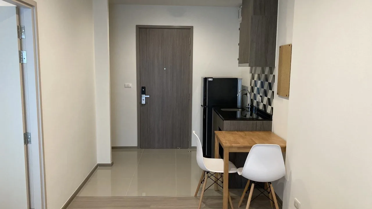 The Base Phetchaburi-thonglor — photo 4