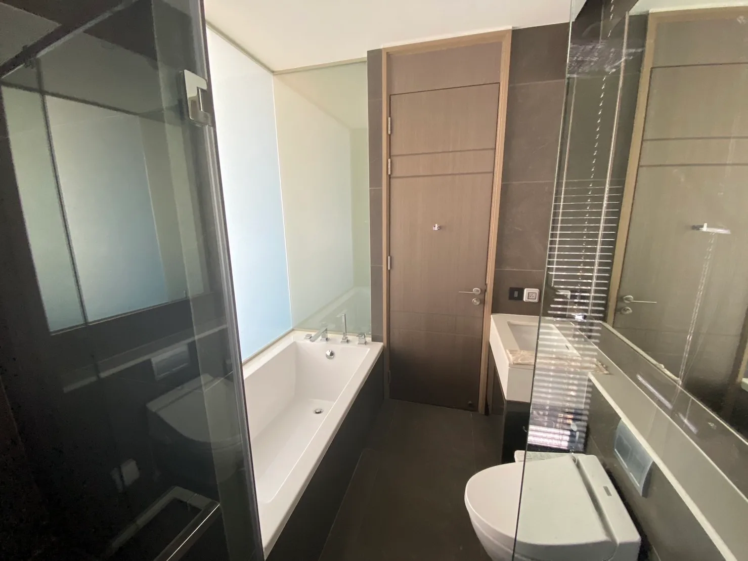 The Esse at Singha Complex — photo 5
