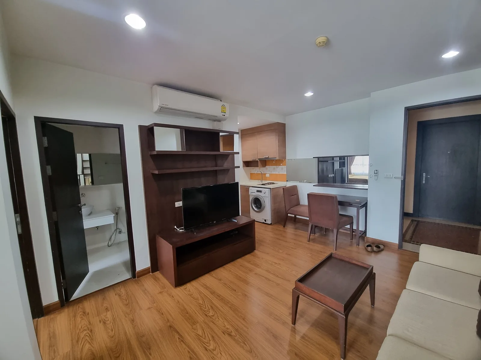 The Address Sukhumvit 42 — photo 2