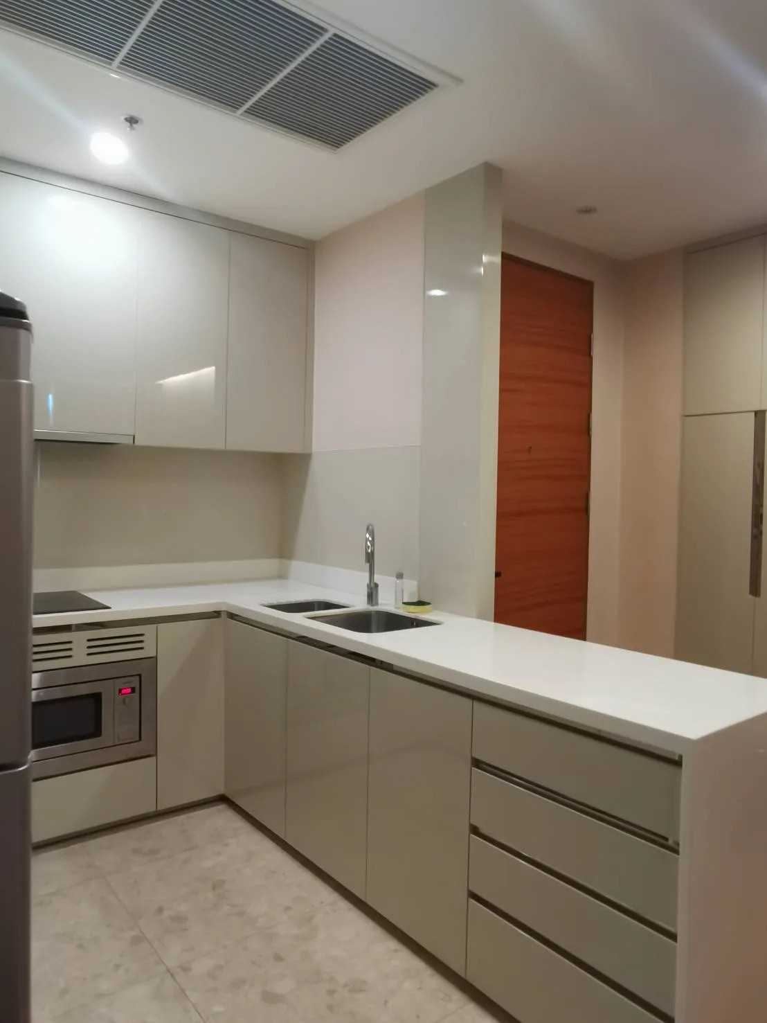 The Address Sukhumvit 28 — photo 9