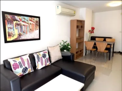 The Clover Thonglor