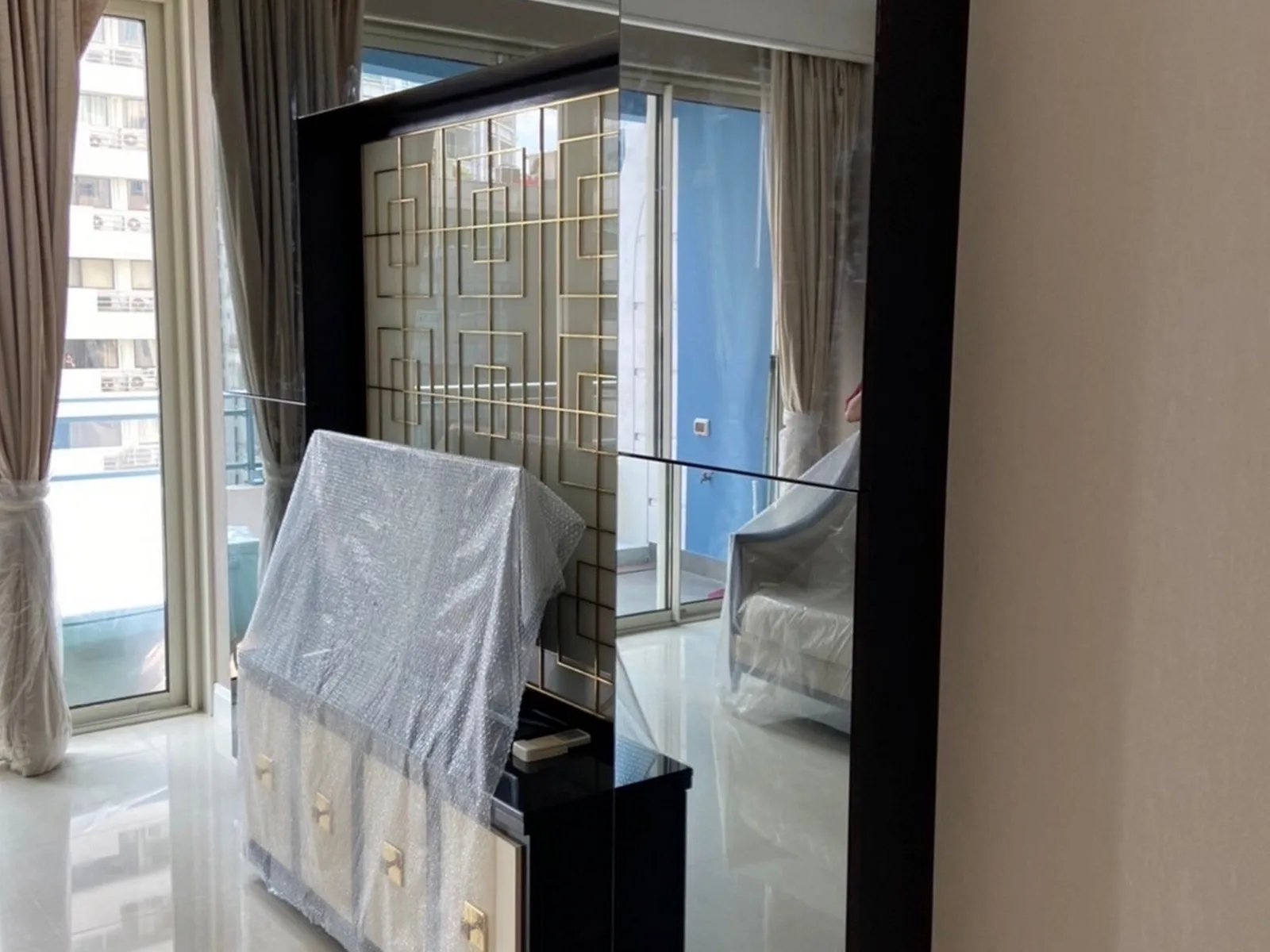 Q Langsuan — photo 10
