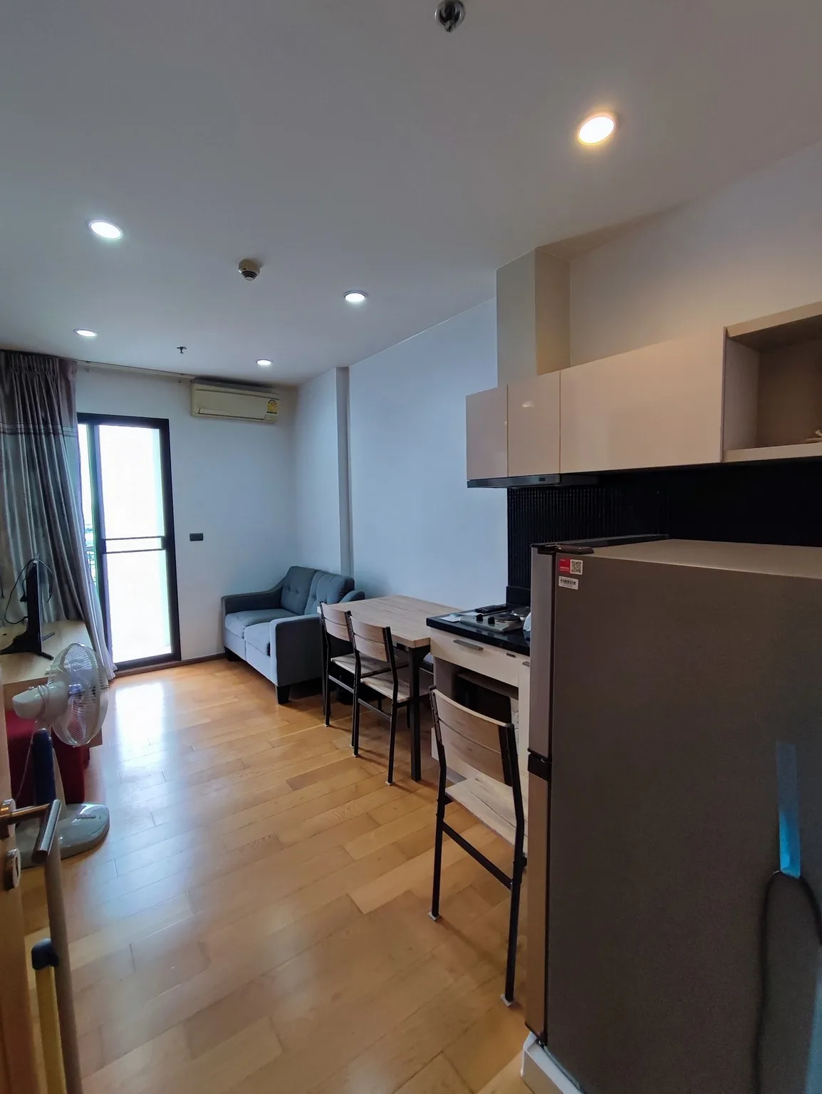 Fuse Sathorn - Taksin — photo 1