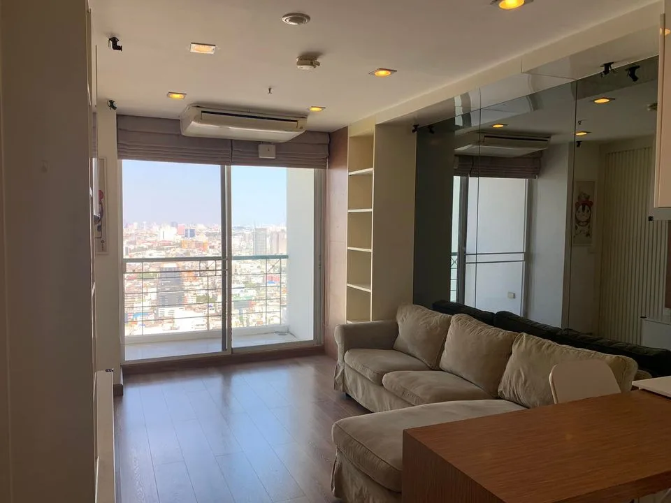 Sathorn House — photo 1