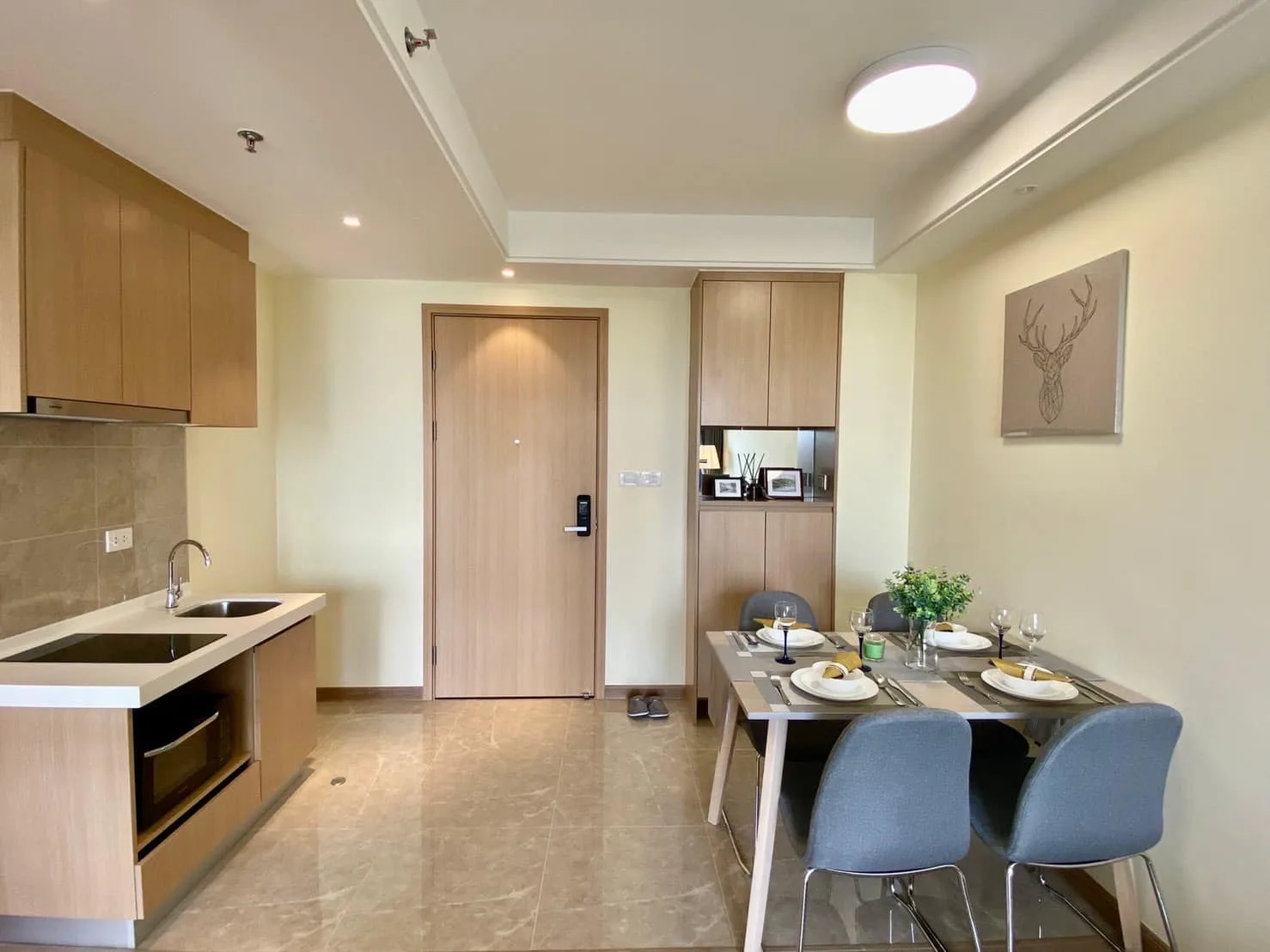 Regal Condo Sathorn-naradhiwas — photo 4
