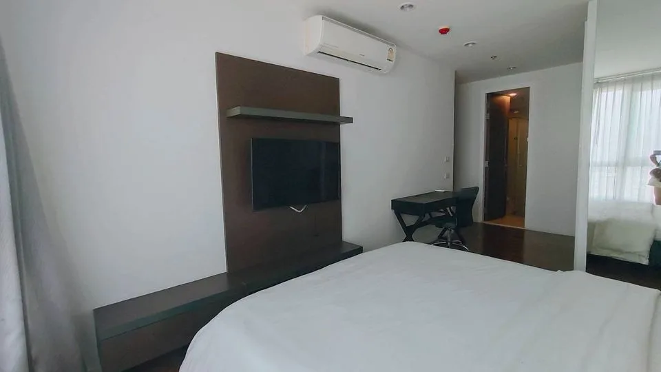 15 Sukhumvit Residences — photo 9