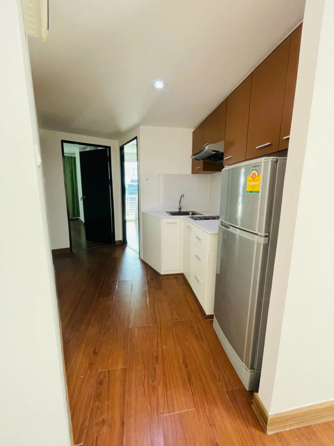 Z2 Lat Phrao — photo 6