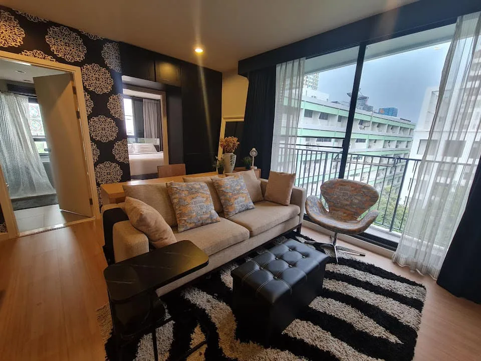D 25 Thonglor — photo 3