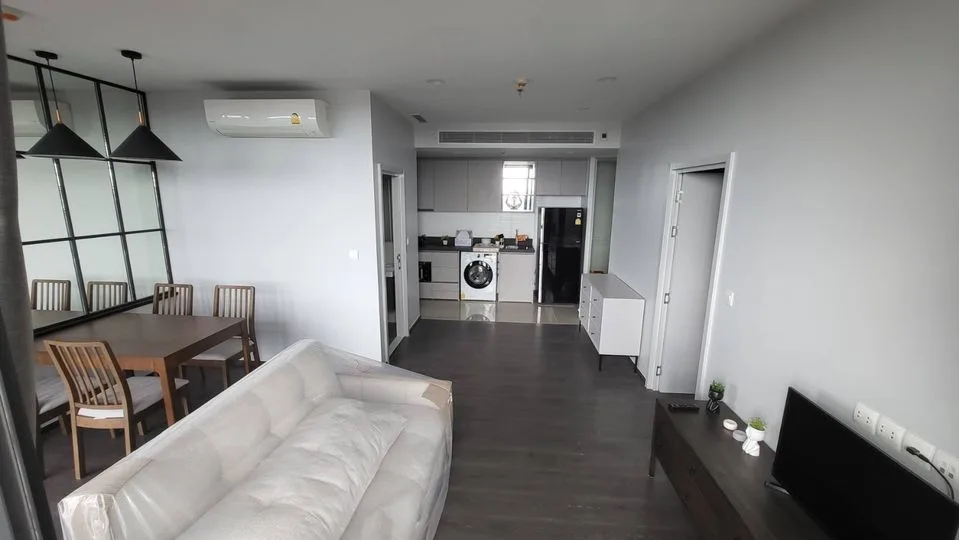 OKA HAUS Sukhumvit 36 — photo 1