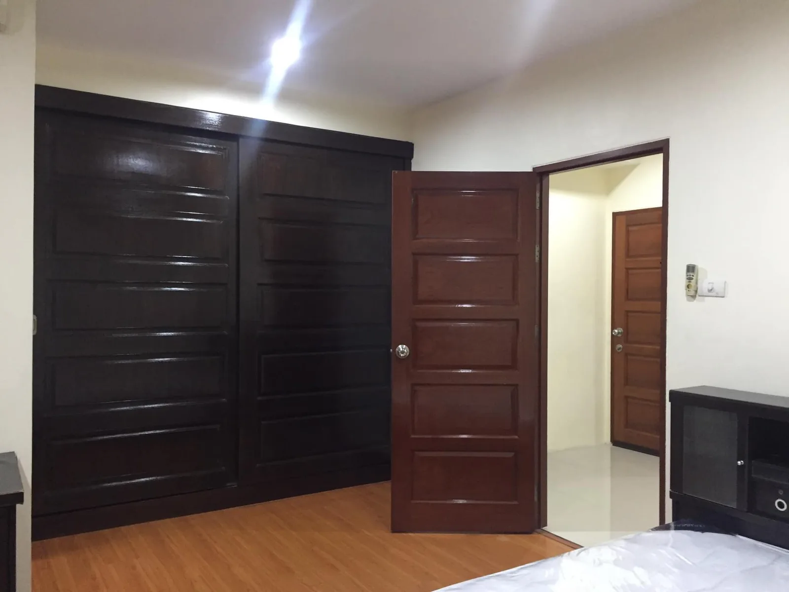 Baan Klang Krung Resort (Ratchada 7) — photo 5