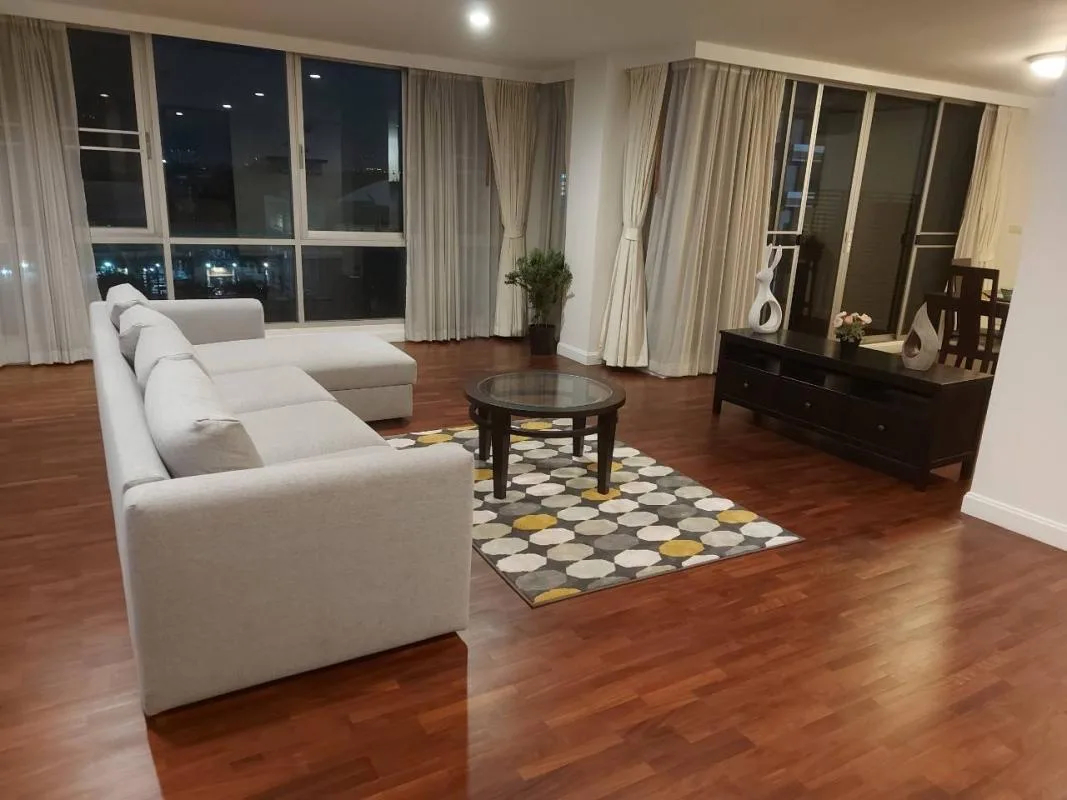 Sathorn Gallery Residences — photo 1