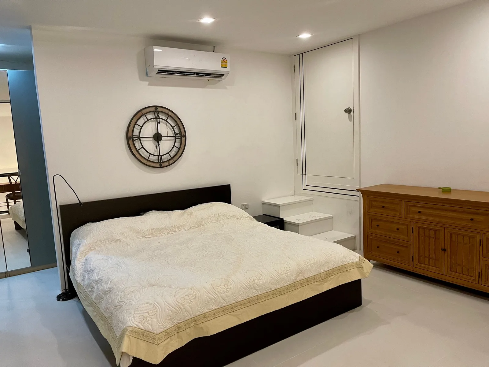 Suwansawat Condo — photo 3