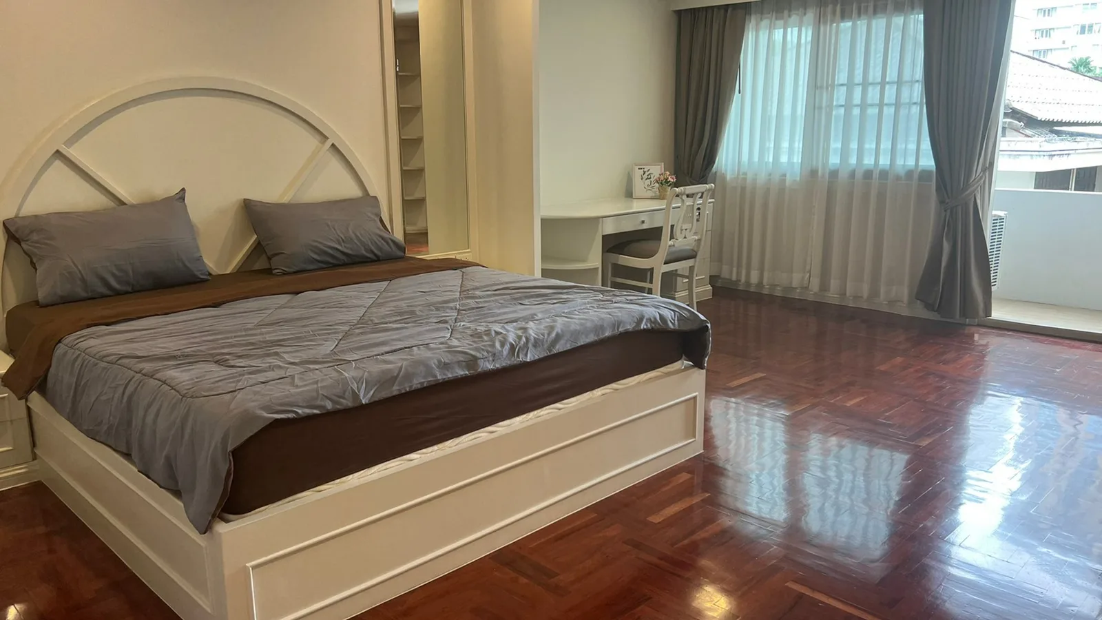 M Tower Apartment — photo 3