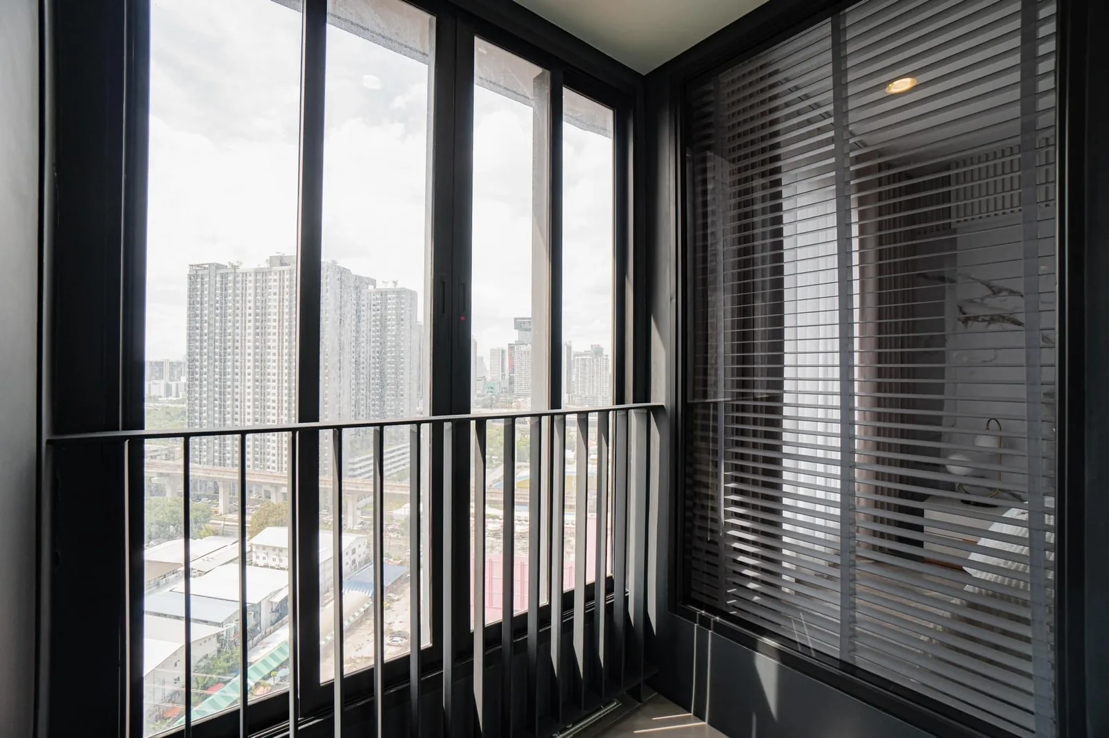 Ideo Mobi Asoke — photo 13