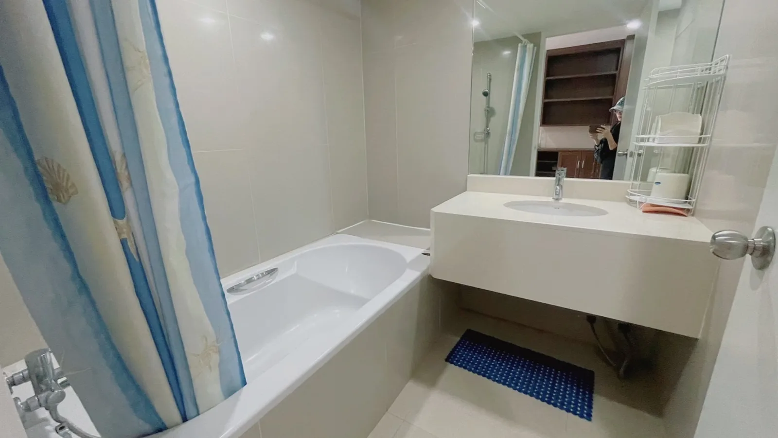 The Trendy Condominium — photo 8