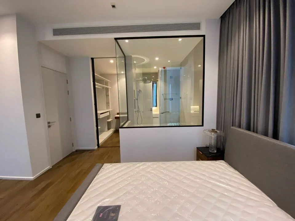 Muniq Langsuan — photo 11