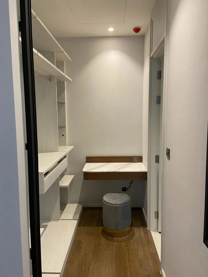 Muniq Langsuan — photo 15