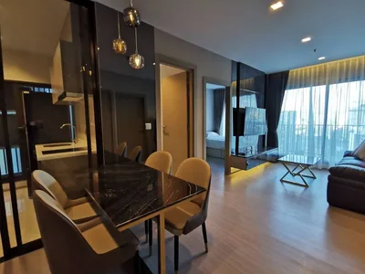 LIFE Asoke - Rama 9