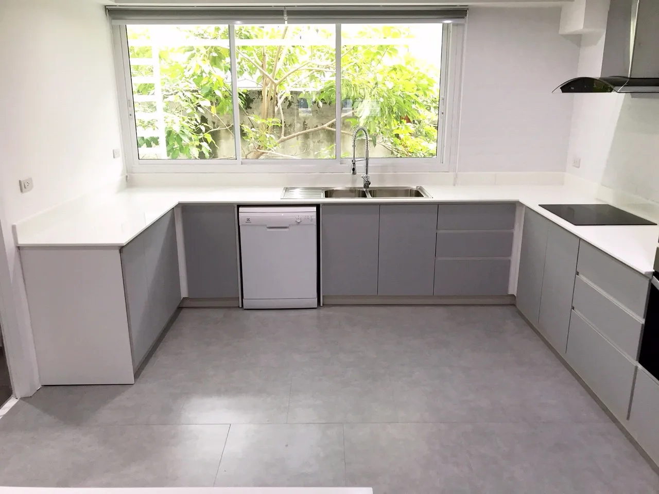 Thonglor Garden — photo 19