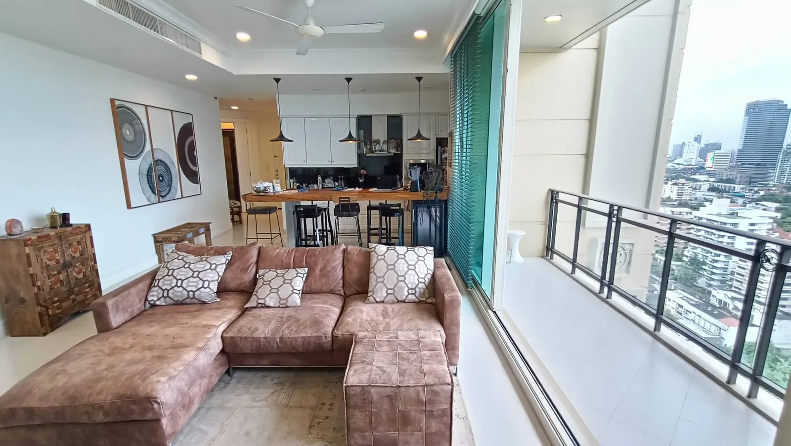 Royce Private Residences — photo 4