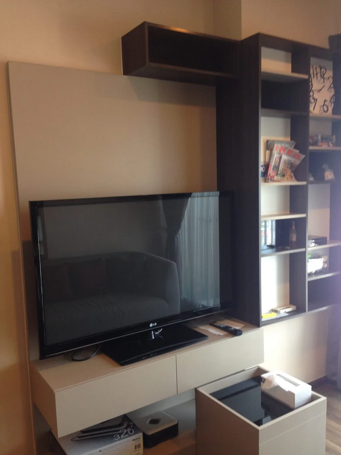Teal Sathorn-taksin — photo 2