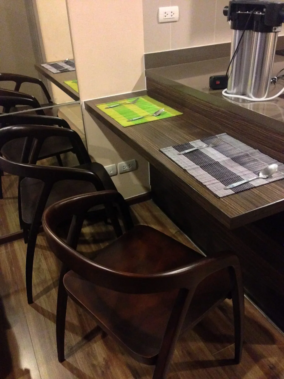 Teal Sathorn-taksin — photo 4