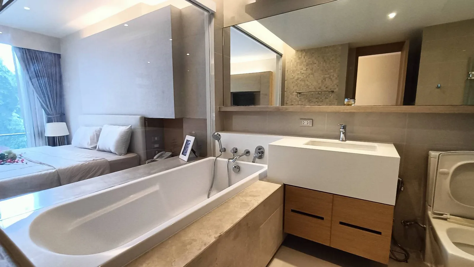 The Philo Residence — photo 14