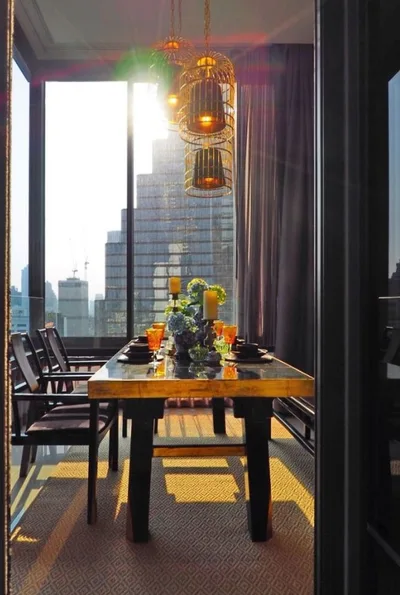 Ashton Silom