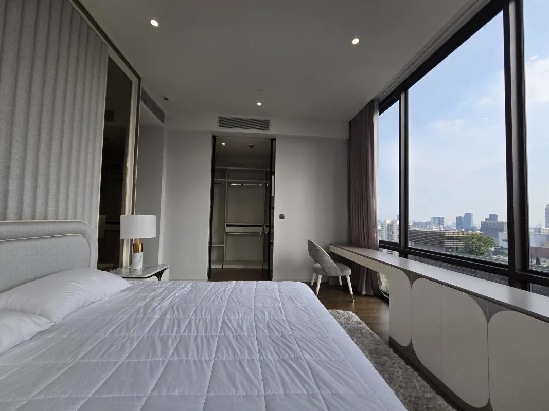 Muniq Langsuan — photo 10