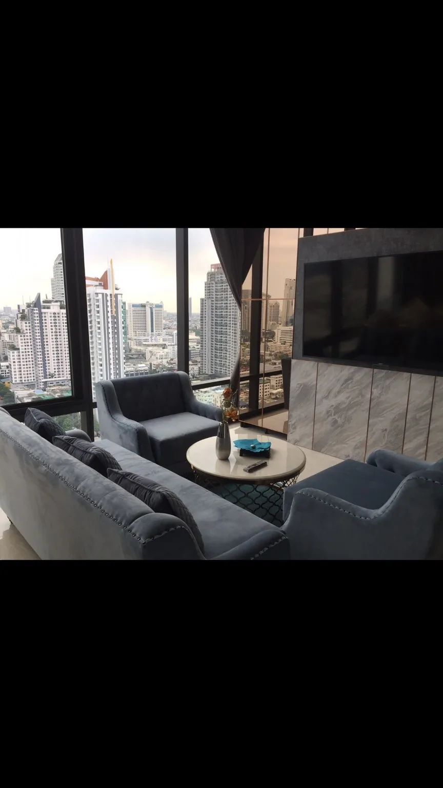Ashton Silom — photo 4
