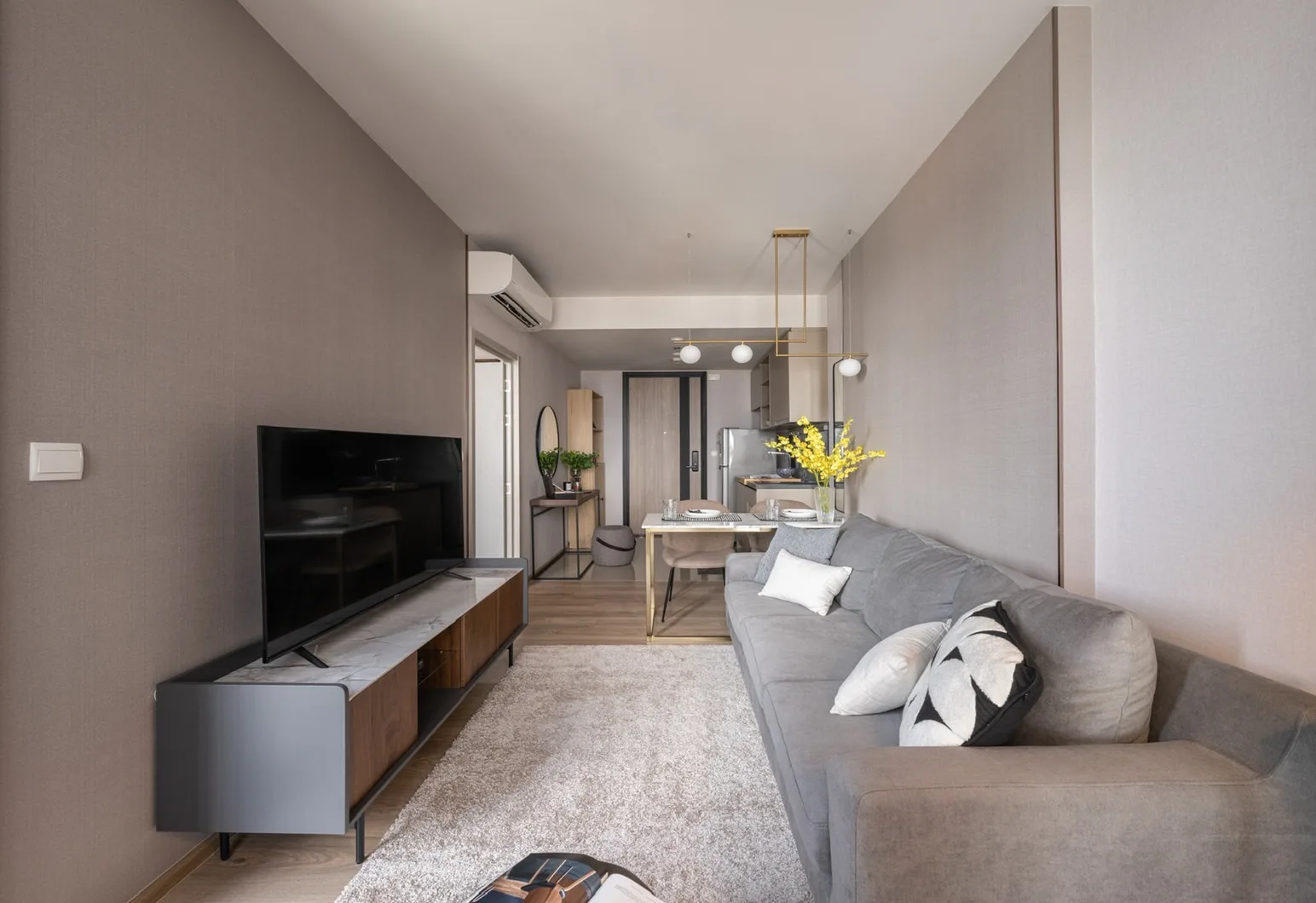 OKA HAUS Sukhumvit 36 — photo 1