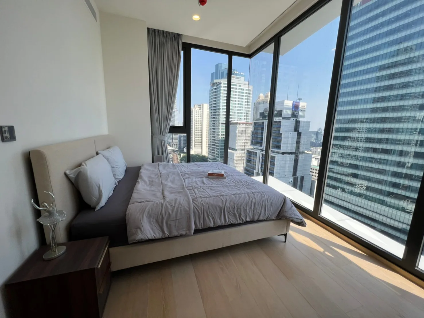 Anil Sathorn 12 — photo 4