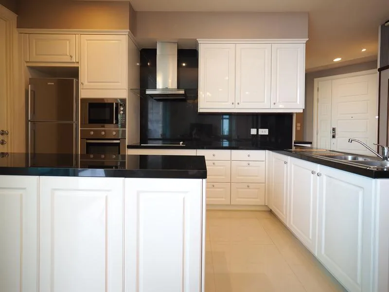 Royce Private Residences — photo 8
