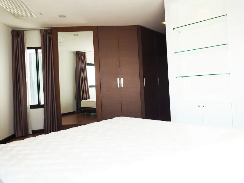 Sathorn Gardens — photo 12